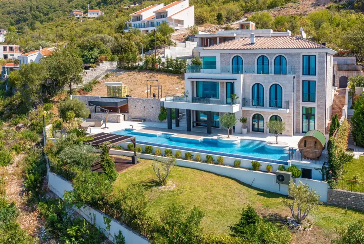 Luxury villa with open sea view, Blizikuce, Budva