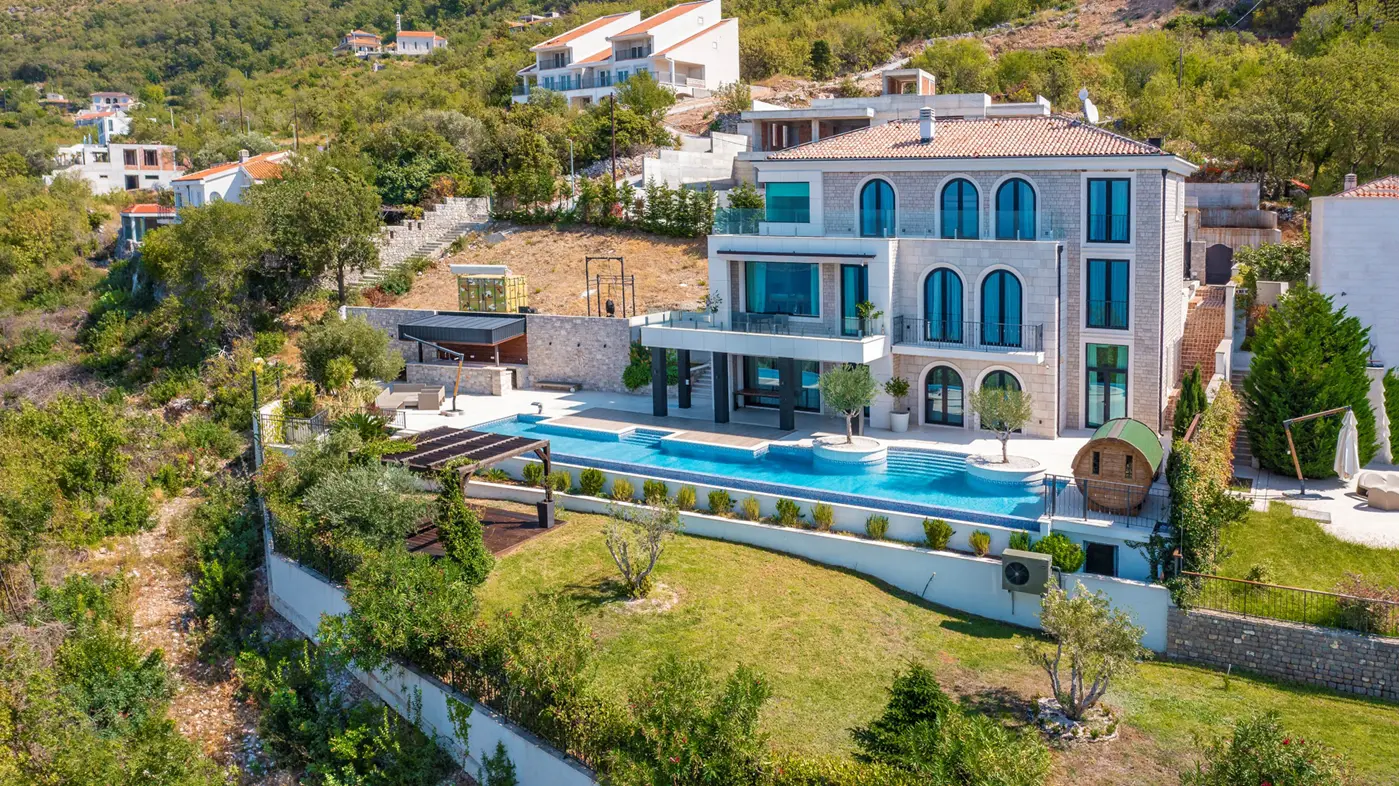 Luxury villa with open sea view, Blizikuce, Budva
