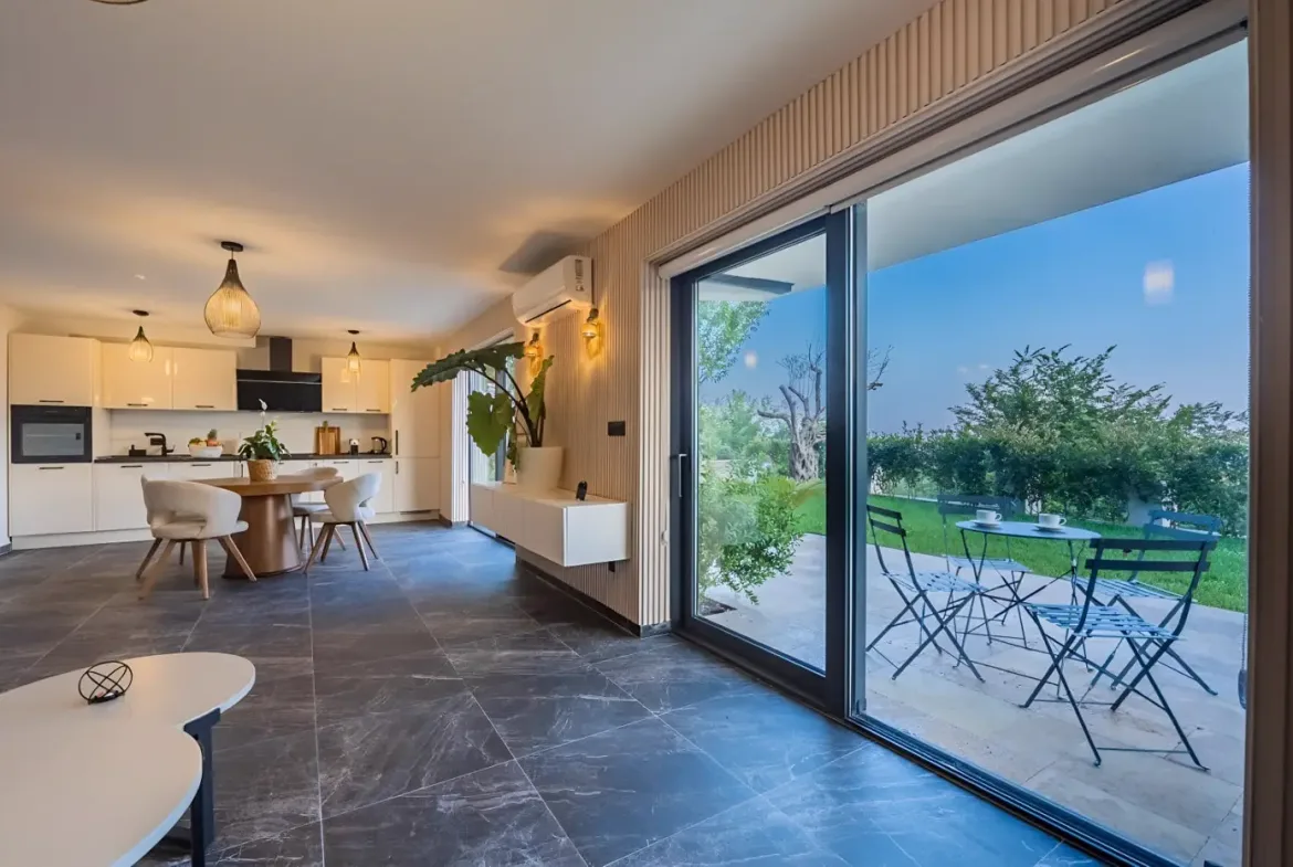 Contemporary villa with 8 bedrooms, Markovići, Budva