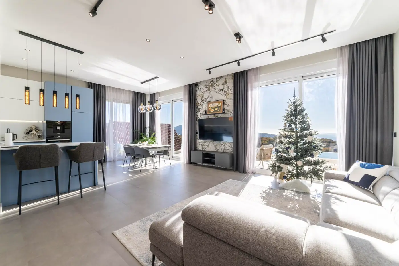 Modern four-room villa with pool and panoramic sea view, Podi, Herceg Novi