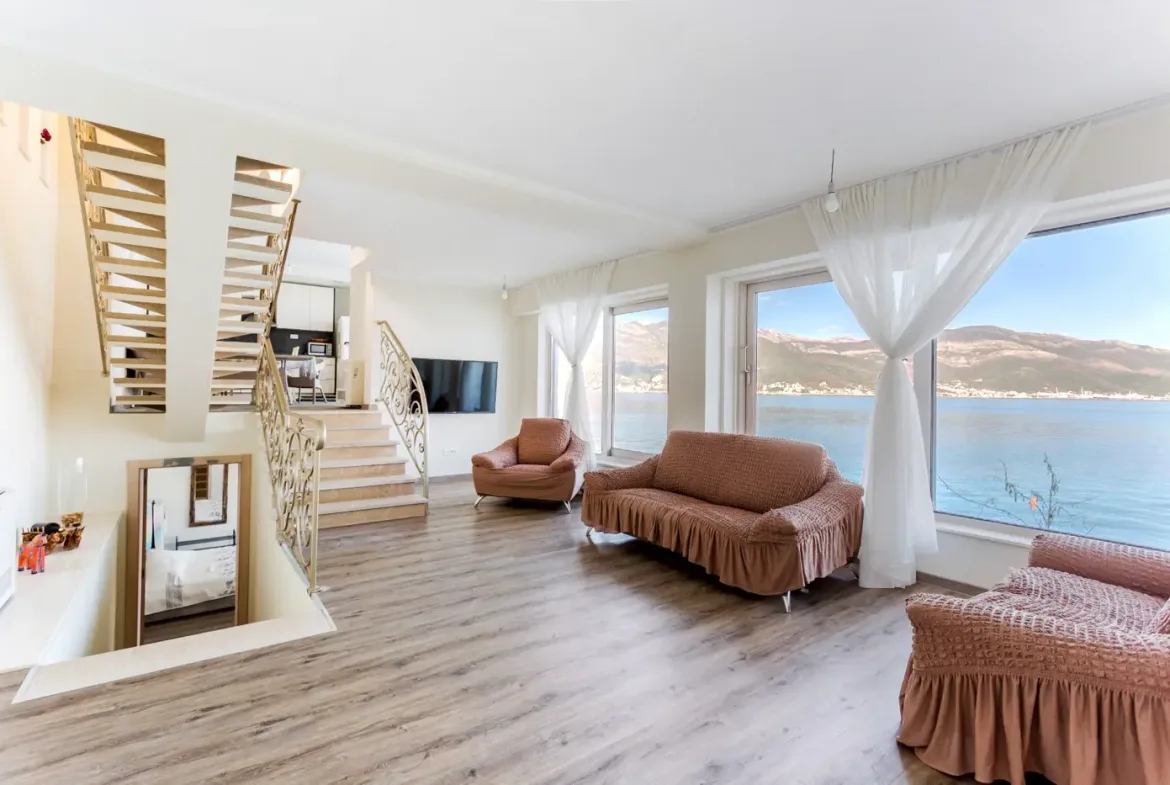 Villa on the first line to the sea, Krasici, Tivat
