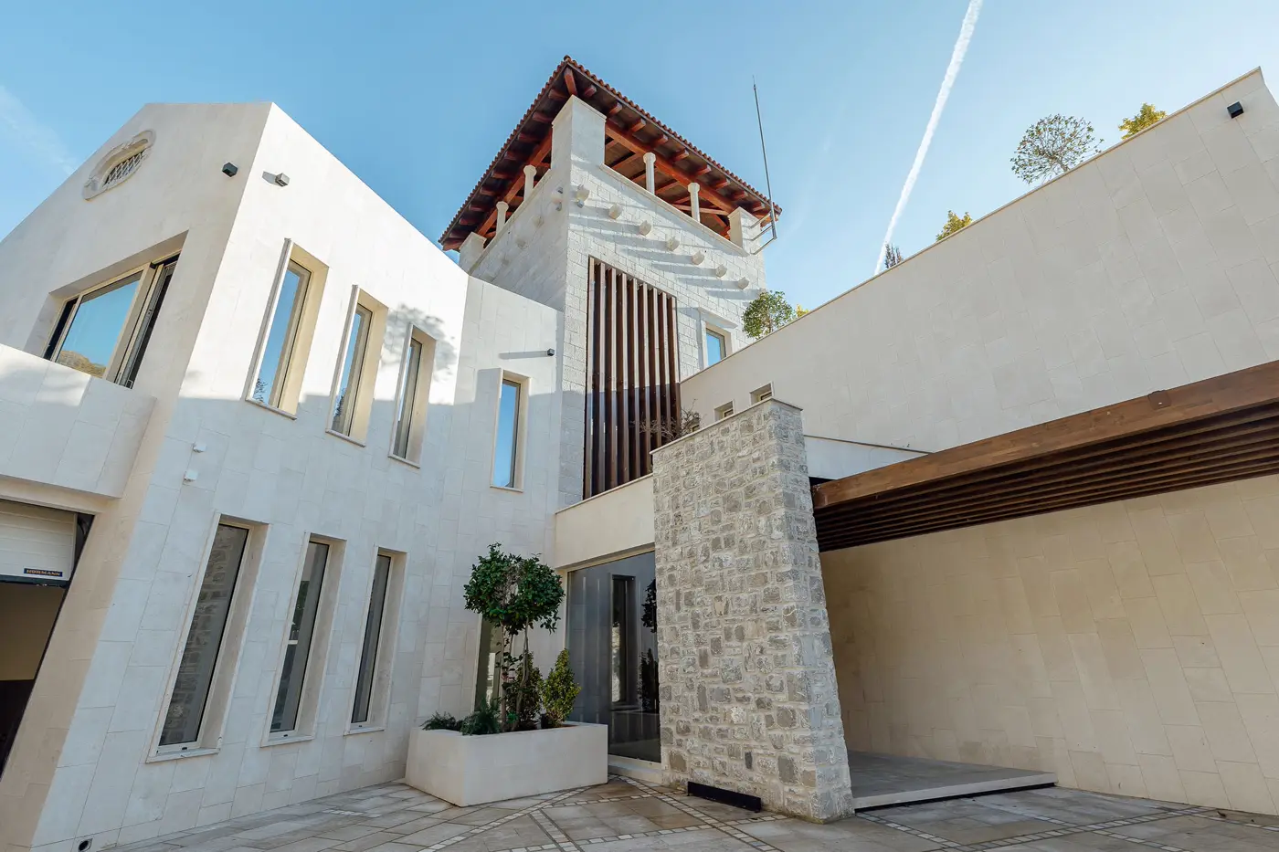 A unique villa with a panoramic view of the sea and Porto Montenegro, Tivat
