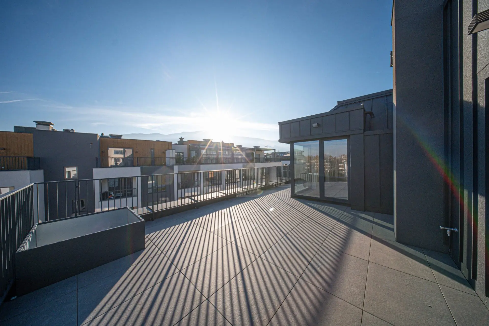 Three-bedroom apartment in a new complex near Paradise Mall