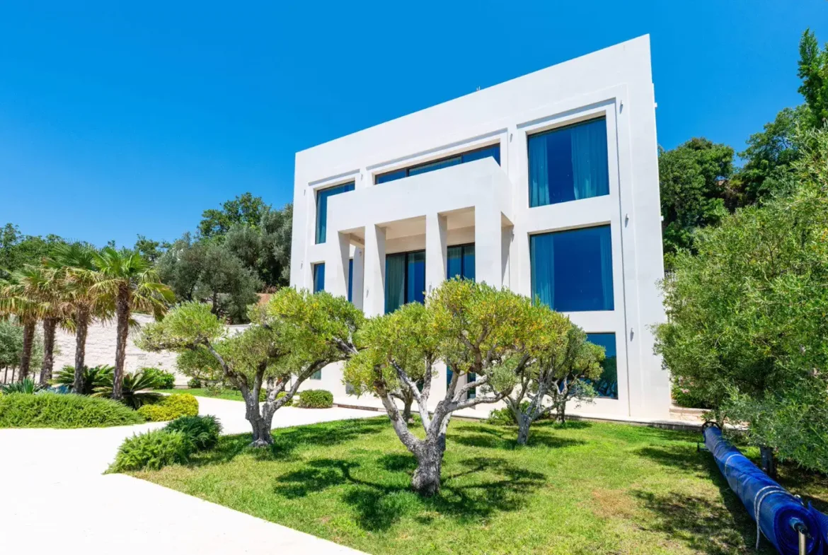Exclusive designer villa – Skočiđevojka, Budva