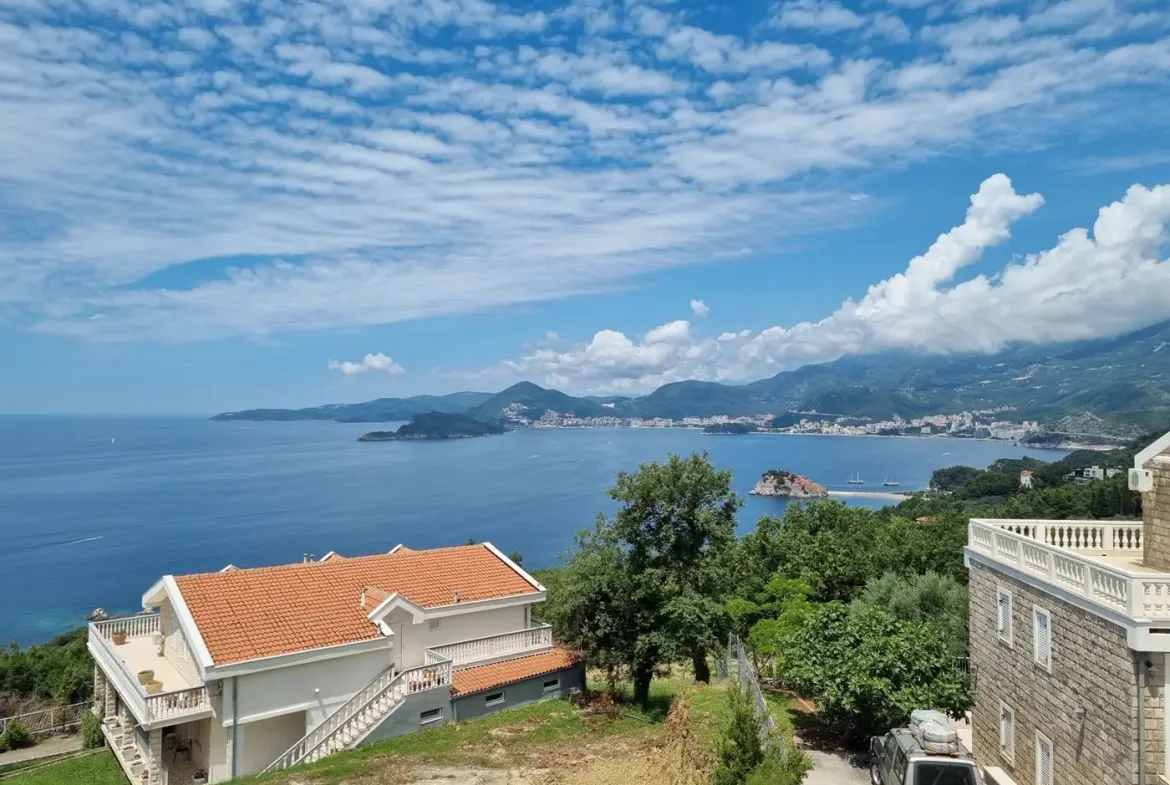 Two villas with a panoramic view of the sea, Blizikuće, Budva
