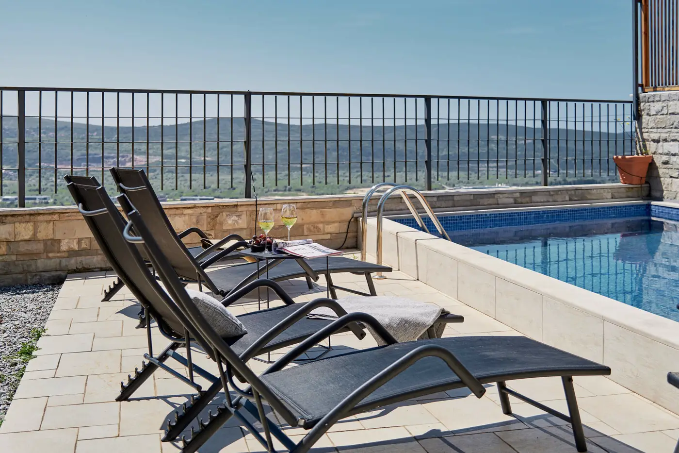 Three-room villa with pool and sea view, Kavač, Kotor