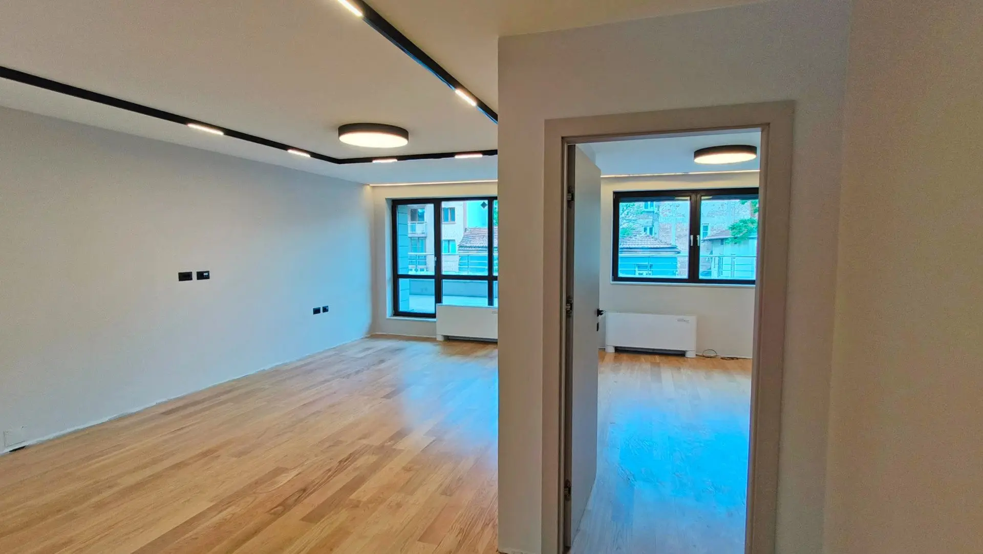 Spacious and fully furnished new apartment in the central part of Sofia