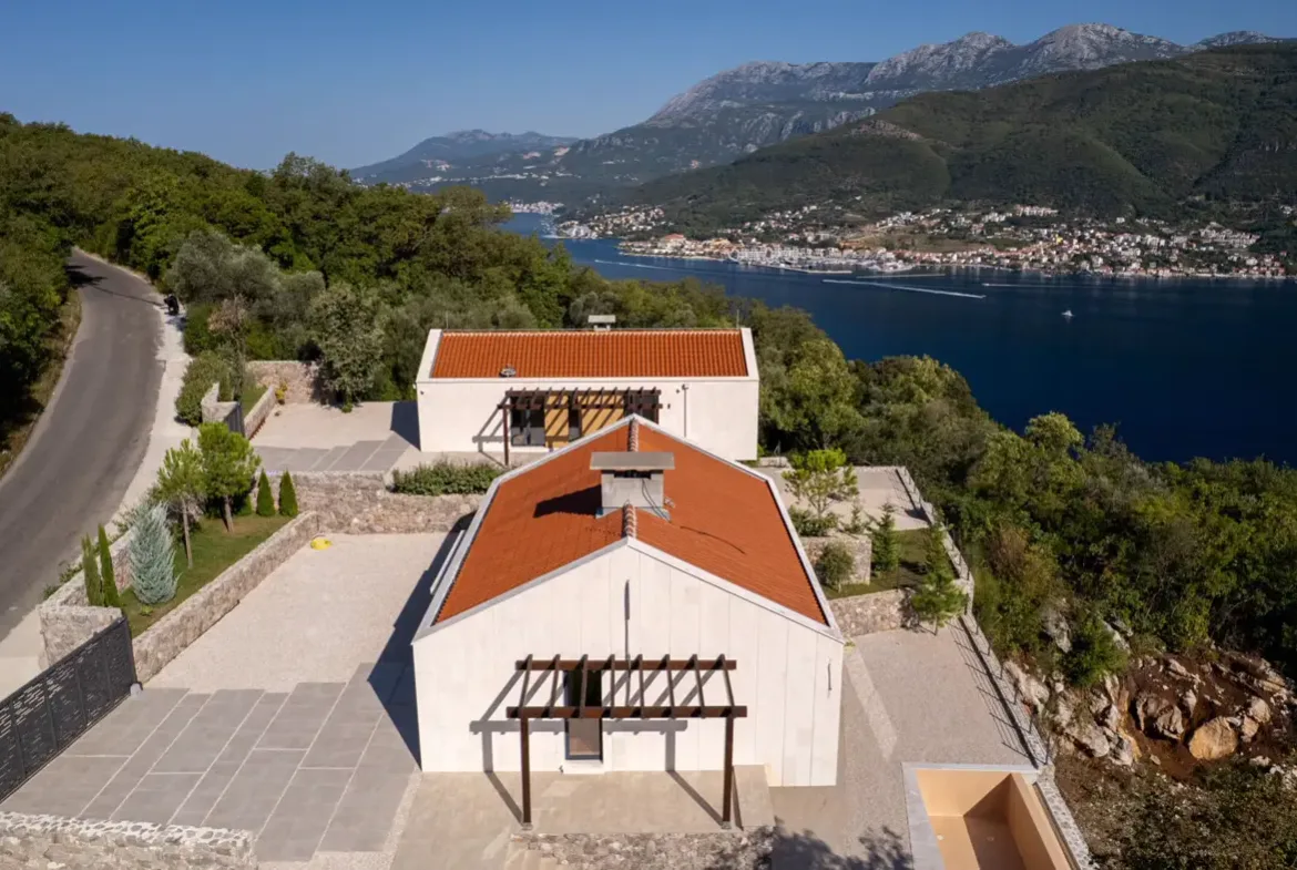 Two modern villas with panoramic sea views, Zabrdje, Herceg Novi