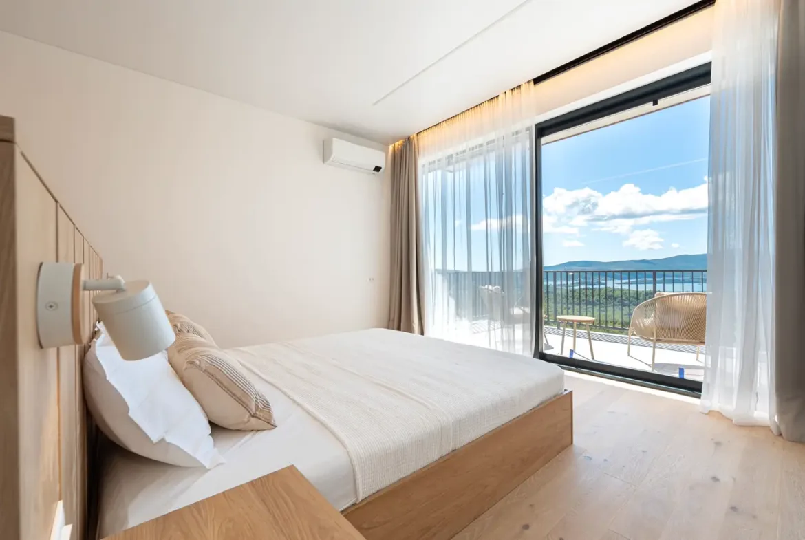 Four-bedroom luxury family villa, Kavač, Kotor