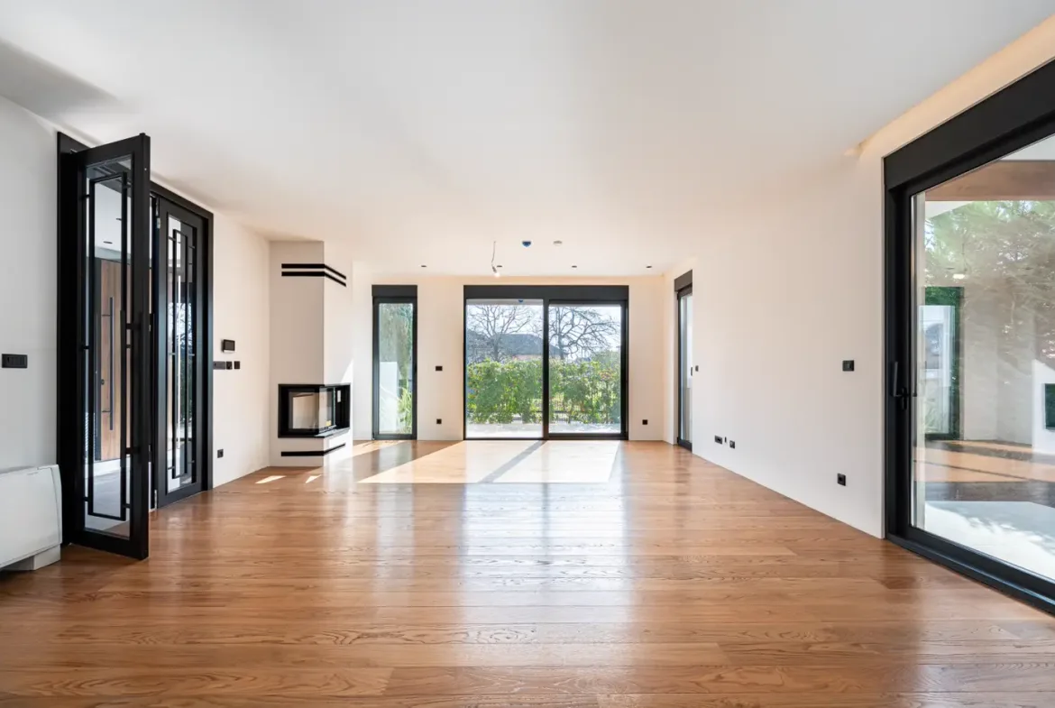 Four-bedroom modern villa, Gornja Gorica, Podgorica