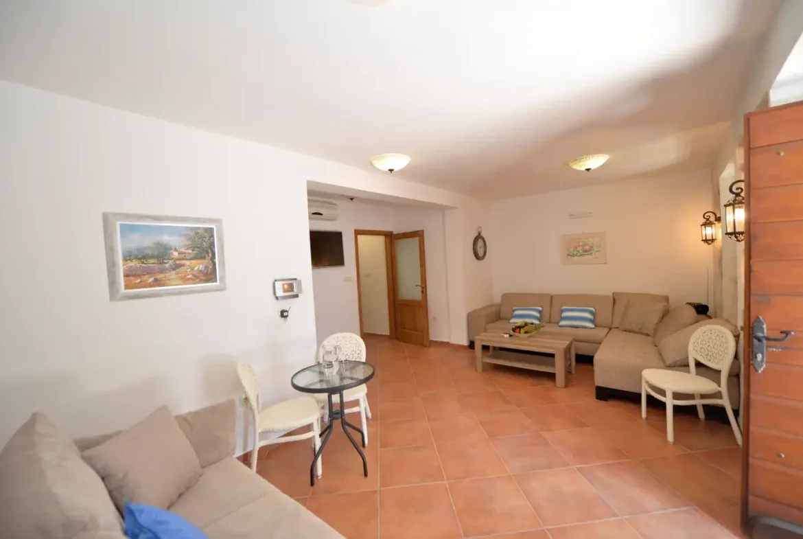 Historic stone villa on the first line to the sea, Prcanj, Kotor