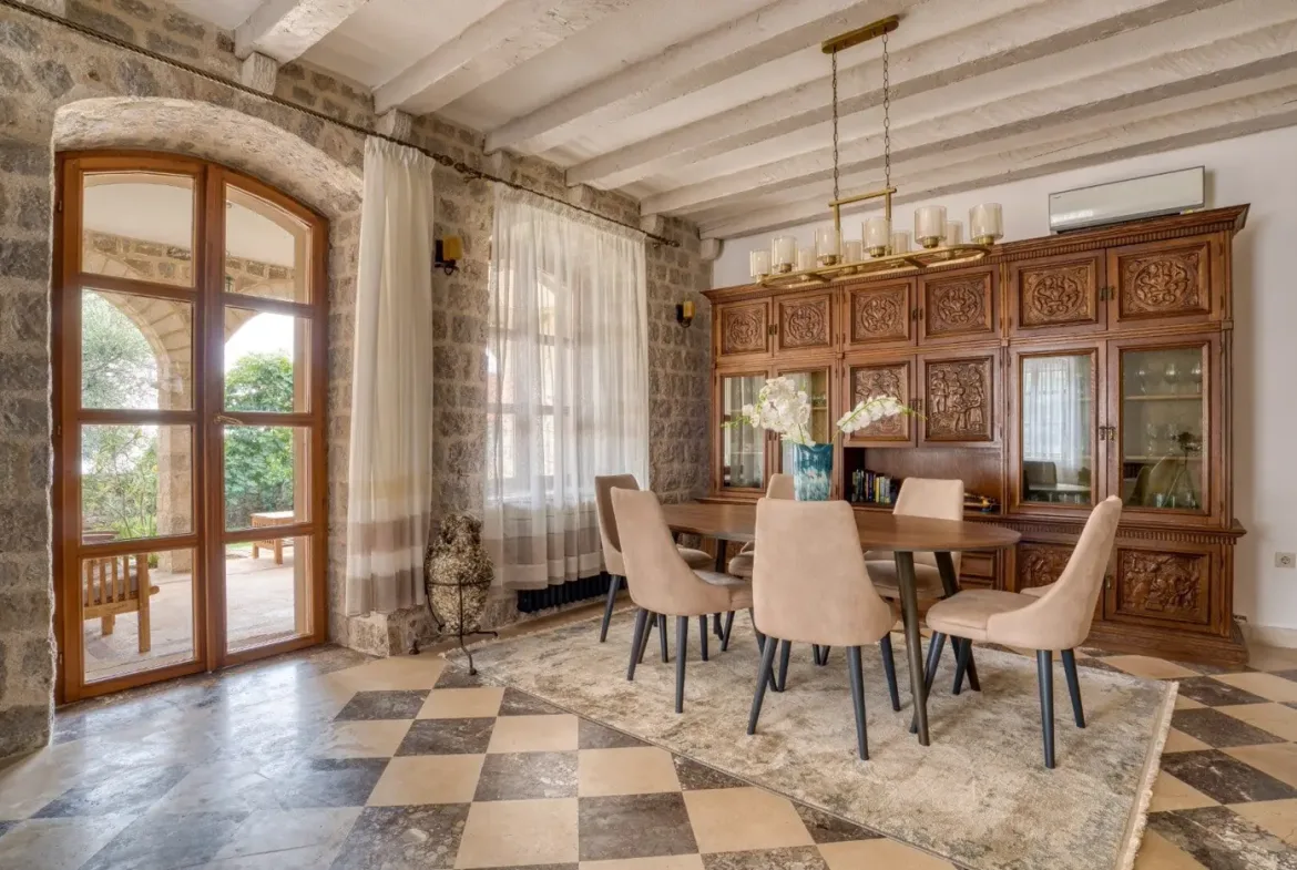 Stone villa with a large urbanized plot and swimming pool, Reževići, Budva