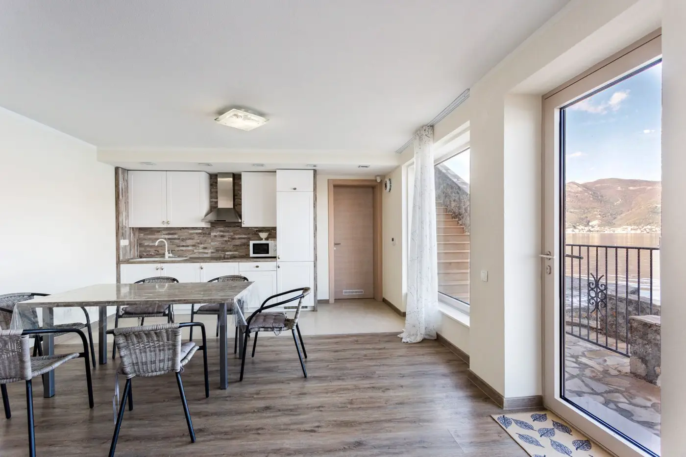 Villa on the first line to the sea, Krasici, Tivat