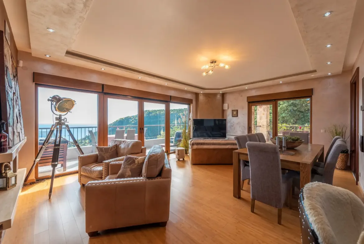 Stone villa with pool and panoramic sea view, Markovići, Budva