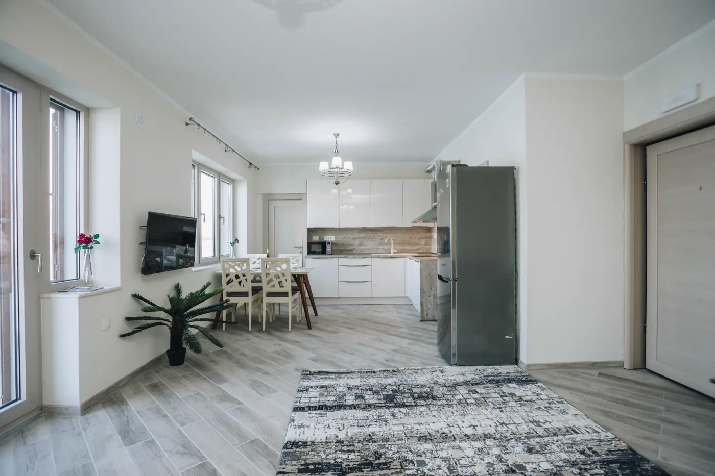 New villa with 3 apartments on the first line to the sea, Tivat, Krašići