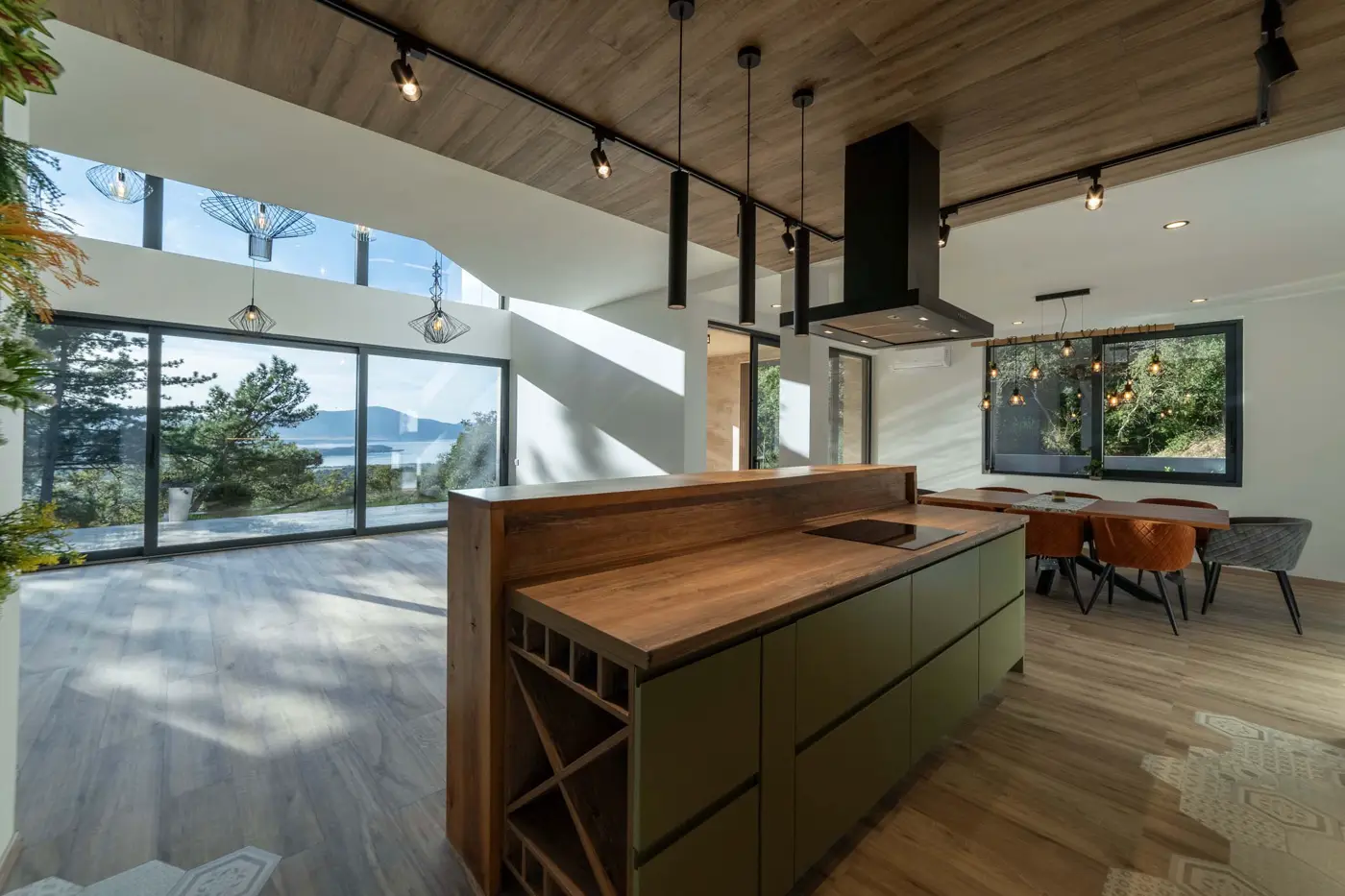 Modern family villa with pool and panoramic view, Kavač, Kotor