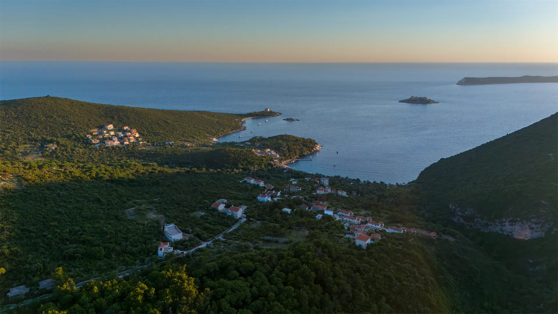 Urbanized land with a sea view for sale