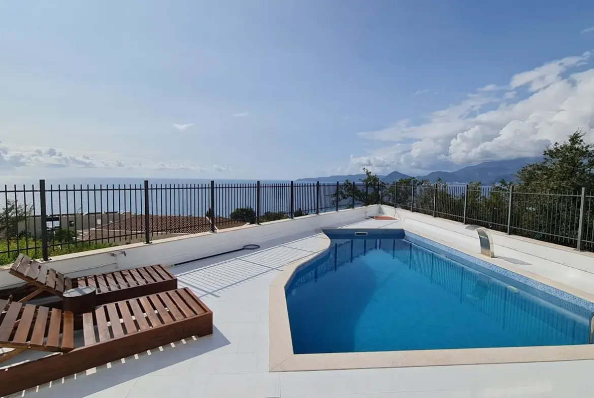Three-story villa with pool and panoramic sea view, Skočiđevojka, Budva