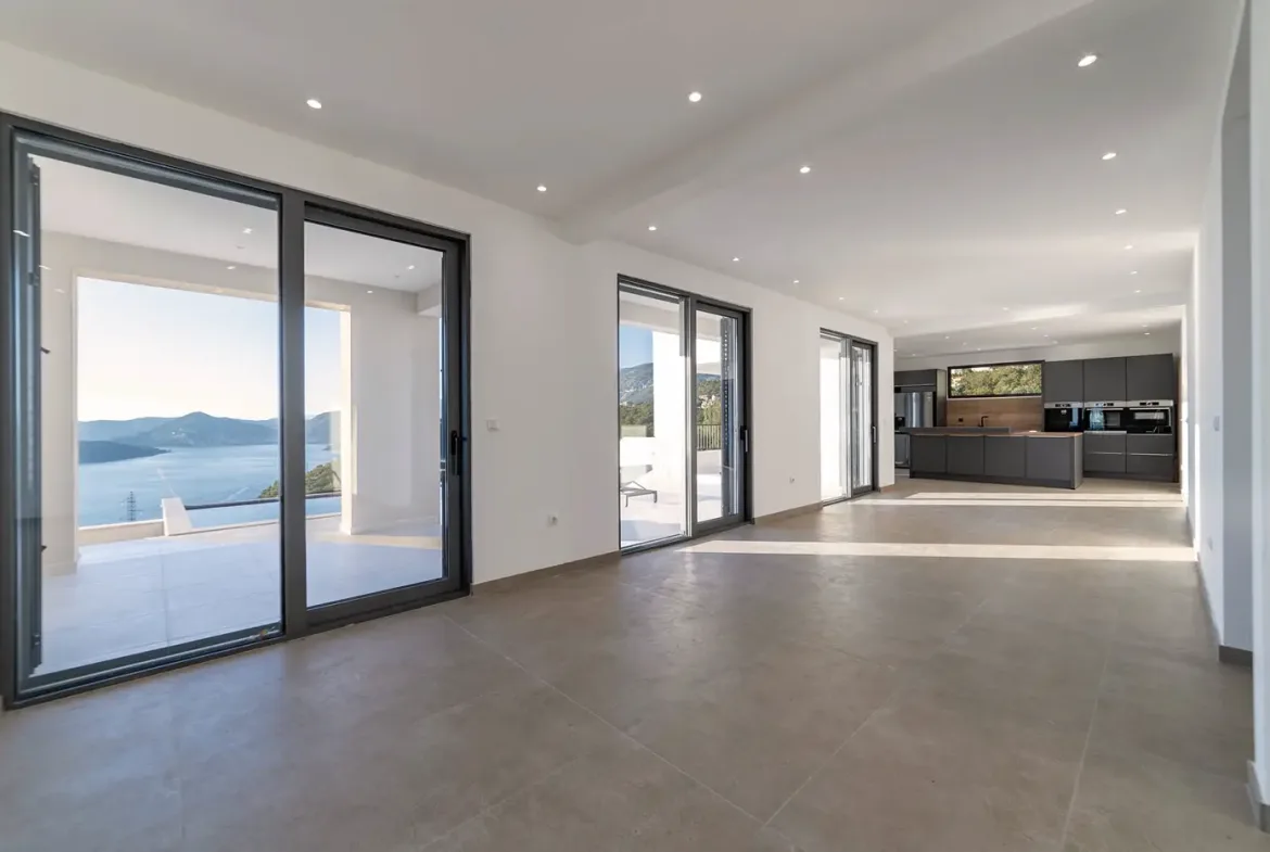 New villa with 4 bedrooms and panoramic sea view, Blizikuće, Budva