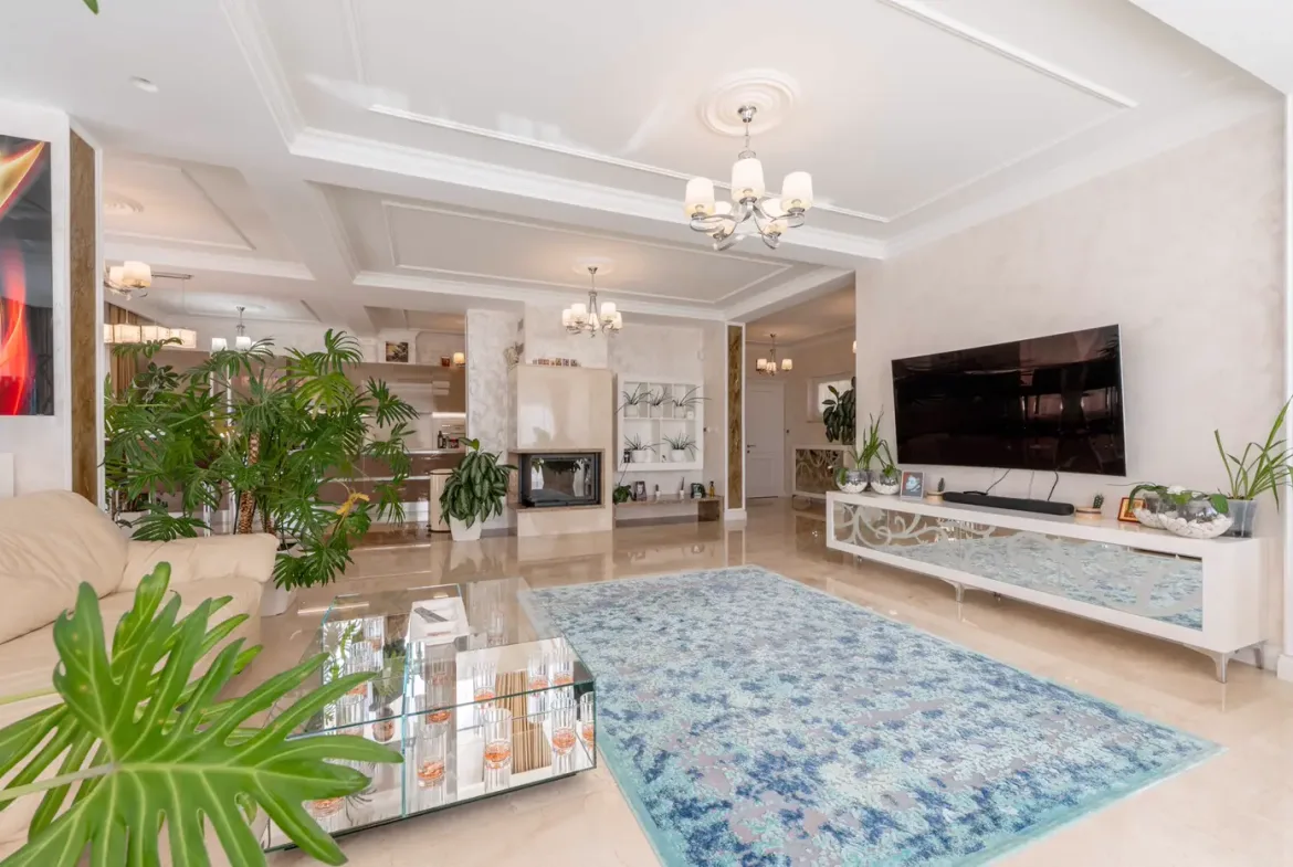 Exclusive residential villa with pool and panoramic sea view, Blizikuće, Budva