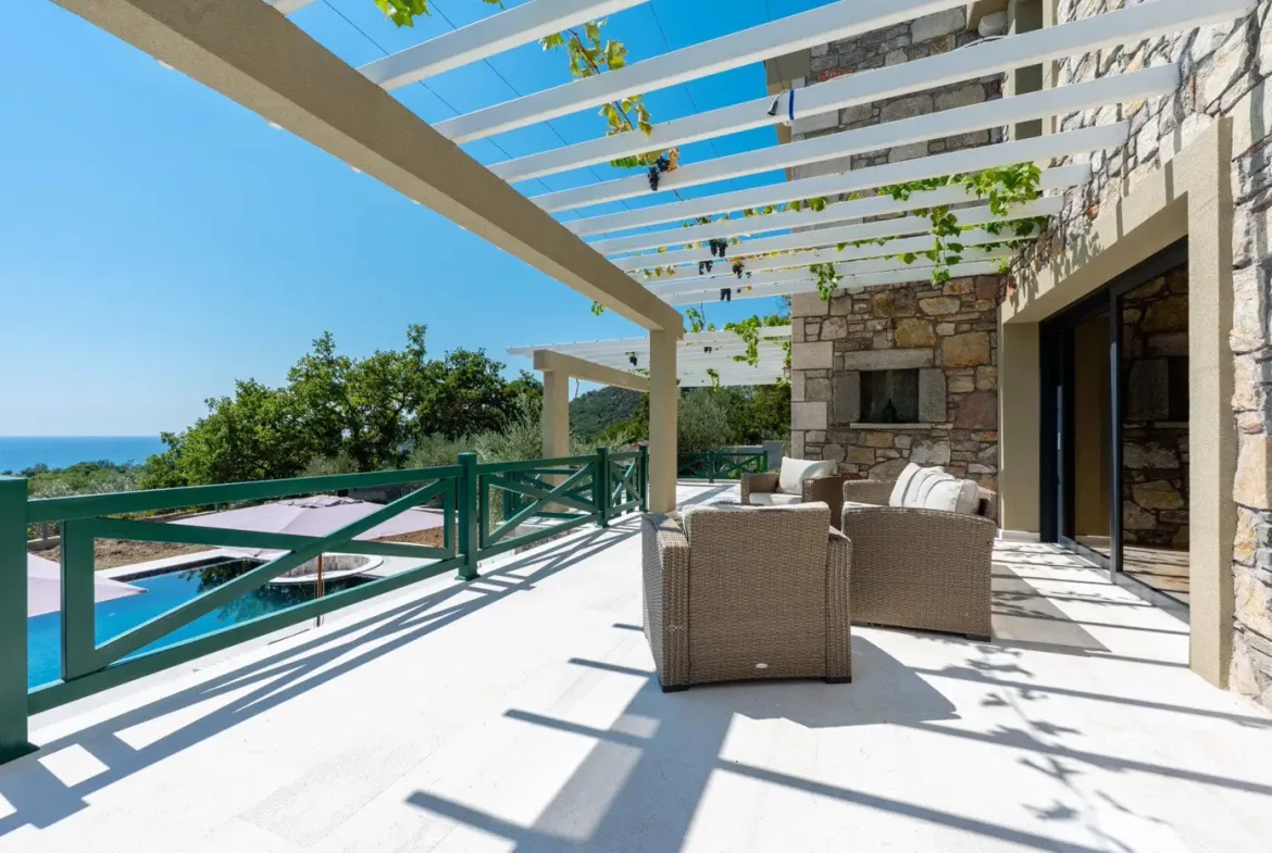 New stone villa with pool and open sea view, Buljarica
