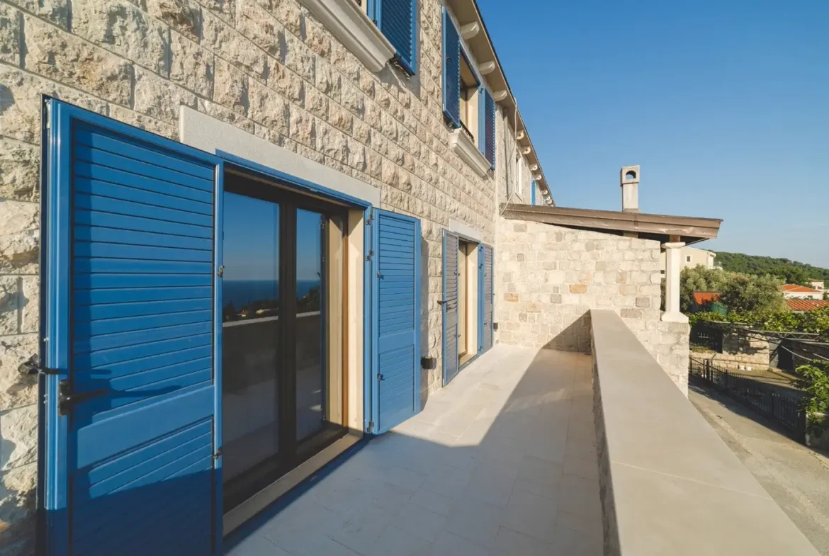 Stone villa with swimming pool, Reževići, Budva