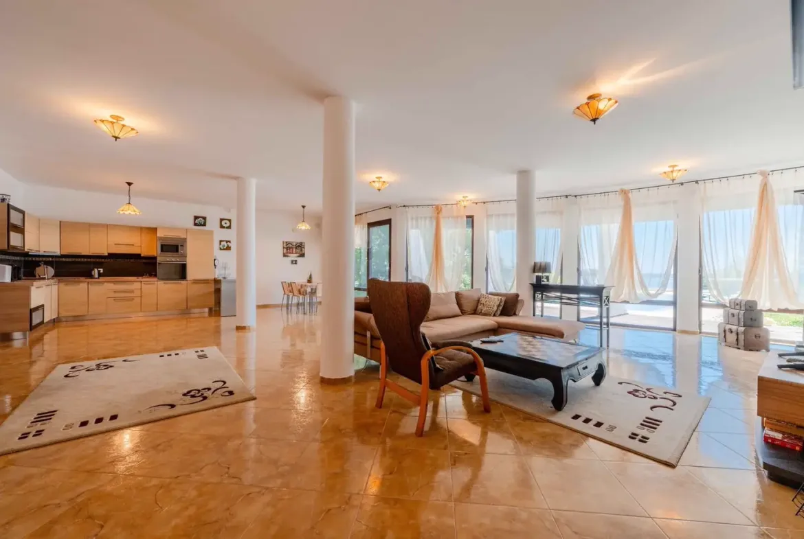 Beachfront villa with a private pool, Utjeha, Bar