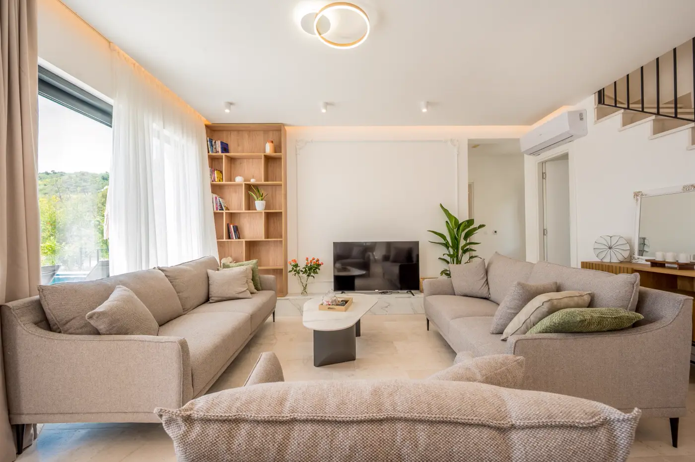 New villa with 4 bedrooms and swimming pool, Tivat, Mrcevac