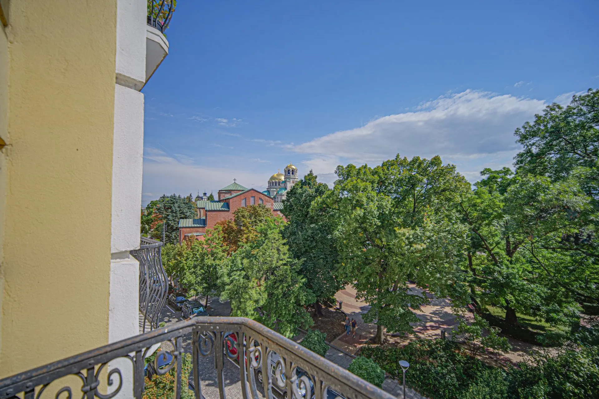 08cbda59de5b4948b7e4775e0a4db6dd Elegant apartment with panoramic views in the heart of Sofia for sale