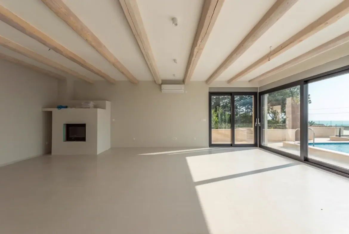 Modern villa with swimming pool and garage for two vehicles, Budva, Tudorovići