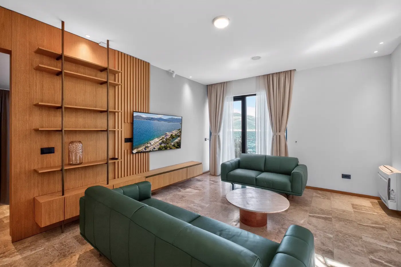 First-line seaside villa, Krašići