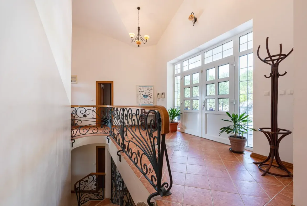 Villa with panoramic sea view on a large property, Žanjice, Herceg Novi