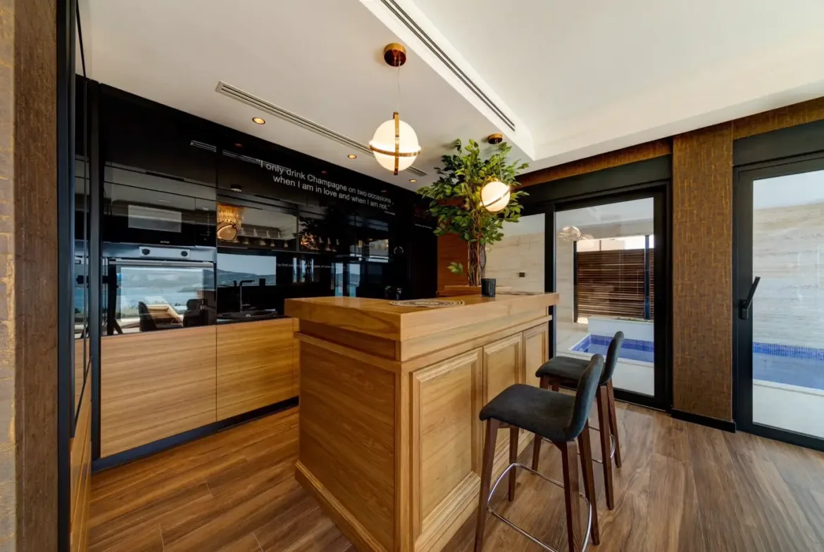 Exclusive contemporary villa with sea view, Maritsi, Tivat