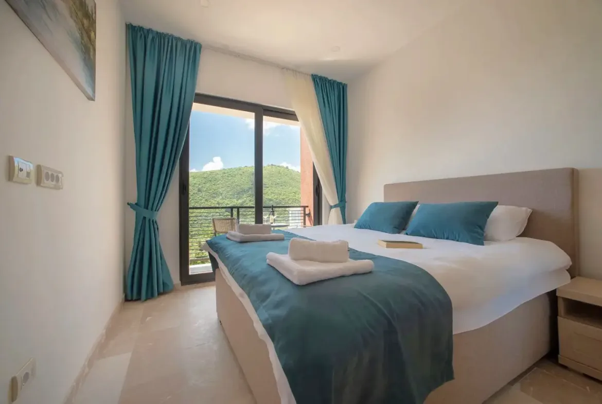 New three-room villa with pool, Becici, Budva