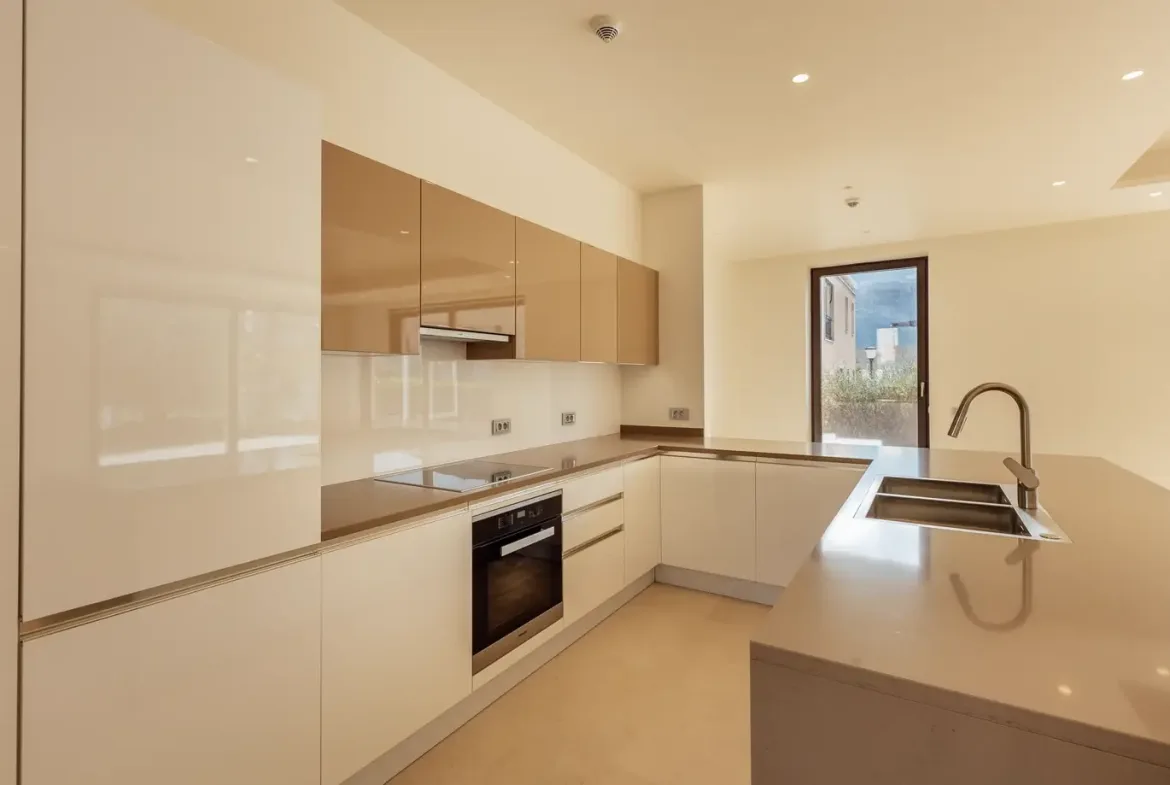 Villa with jacuzzi on the roof terrace, Portonovi Village Residences, Herceg Novi