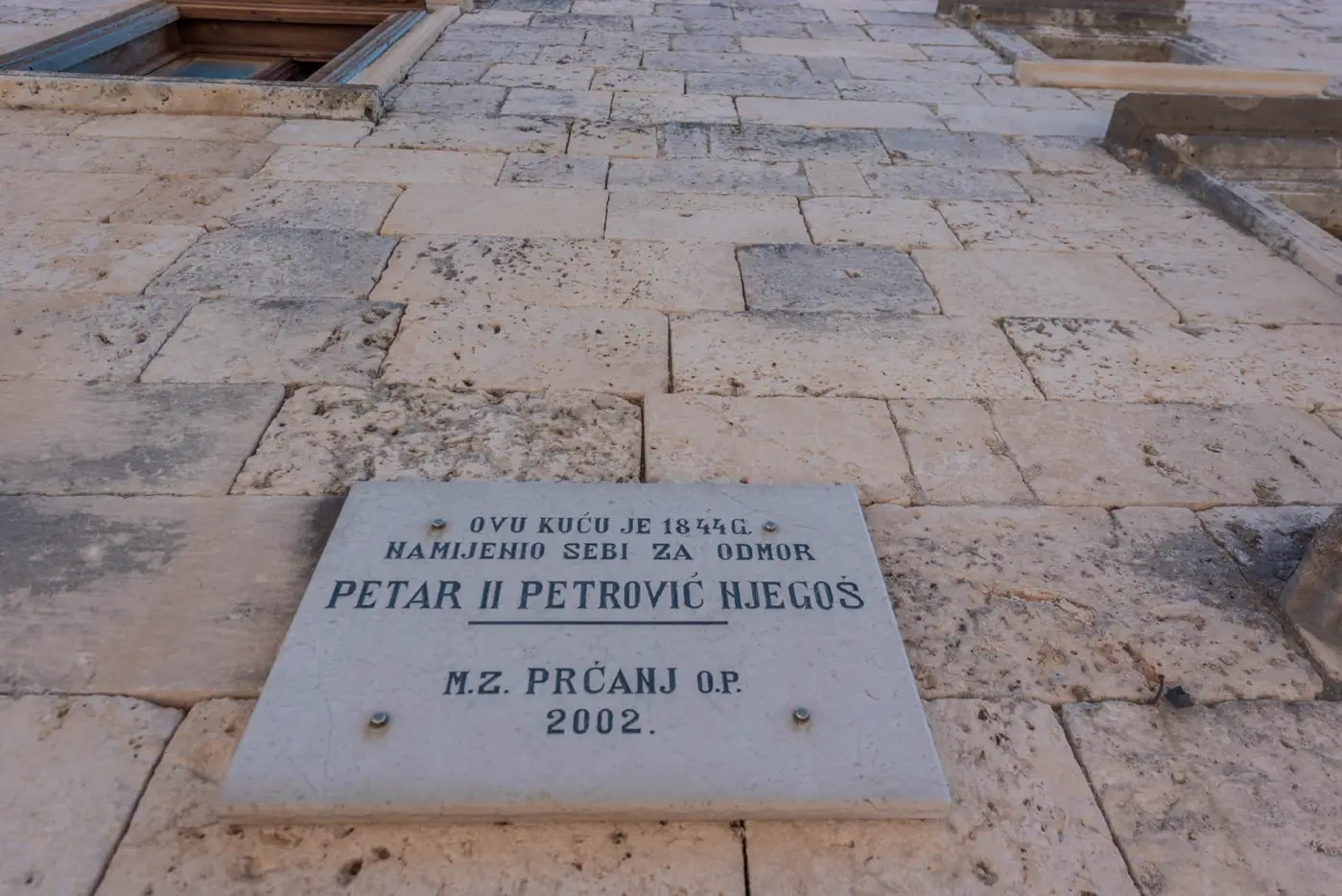 Palata Beskuća – historical stone villa for reconstruction, Kotor