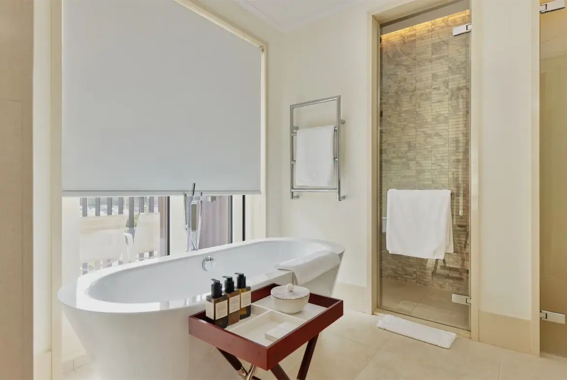 Three-bedroom apartment at Aqua residence available for sale