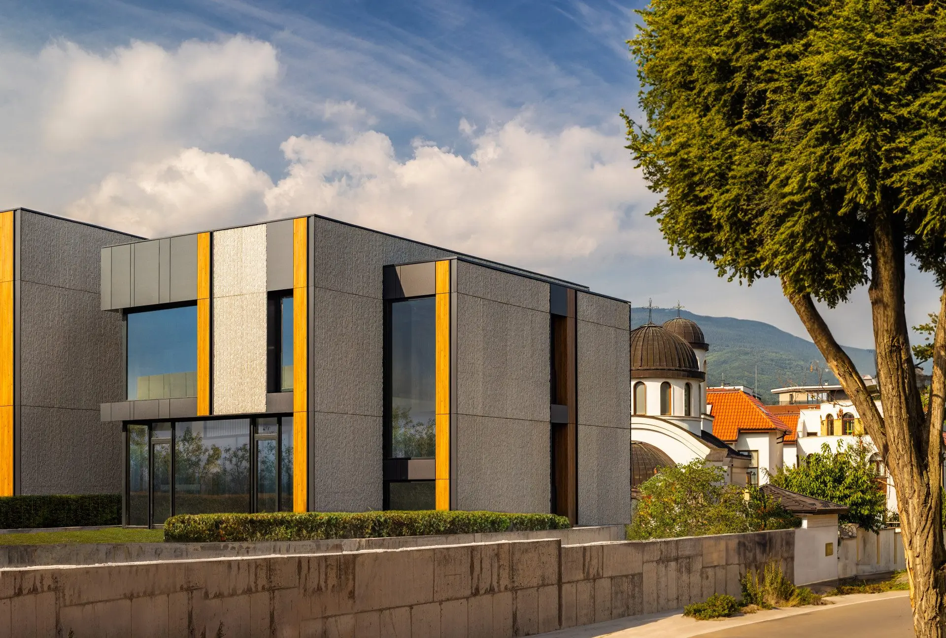 Luxury house with pool in an exclusive gated complex near Sofia