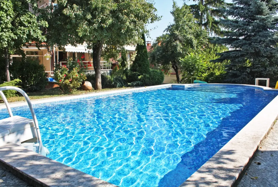 Family house with panoramic views, 1000 sq m yard, swimming pool and spa area in Simeonovo for sale