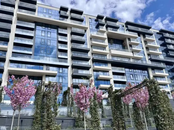 Two-bedroom apartment in a luxury complex near Zaimov Park