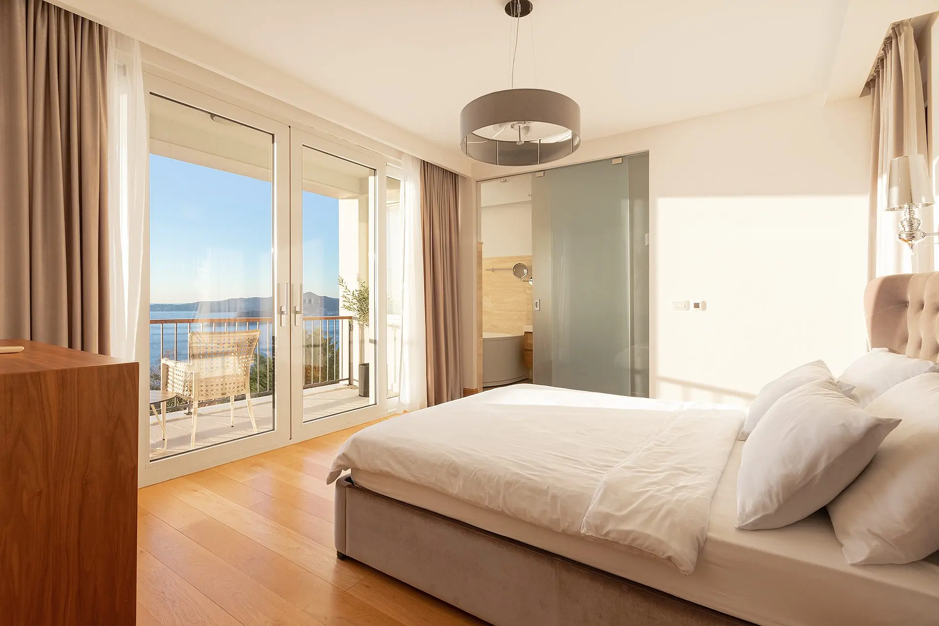 Elegant Villa with unobstructed sea views and a panorama of Sveti Stefan