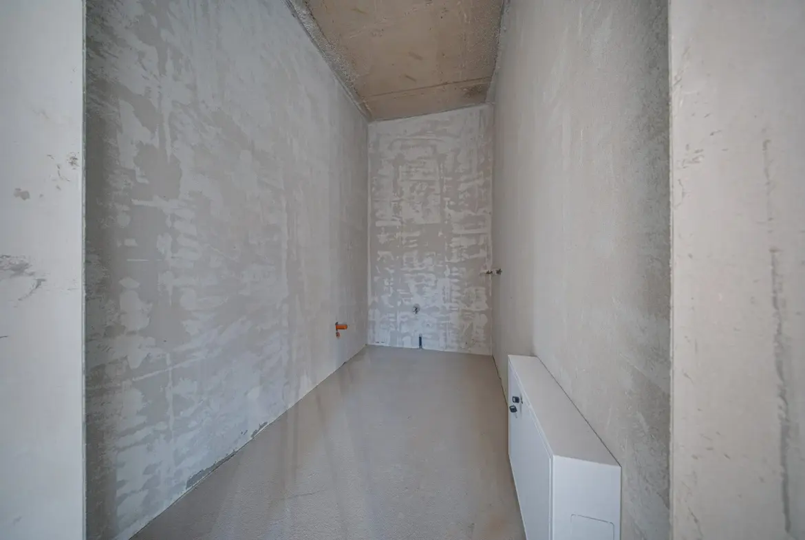 Three-bedroom apartment in a new complex near Paradise Mall