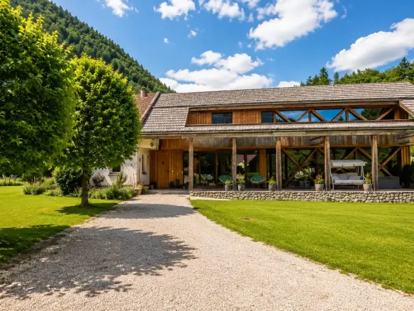 Bled – Surroundings, Exclusive Modern House with wonderful gardens & nature