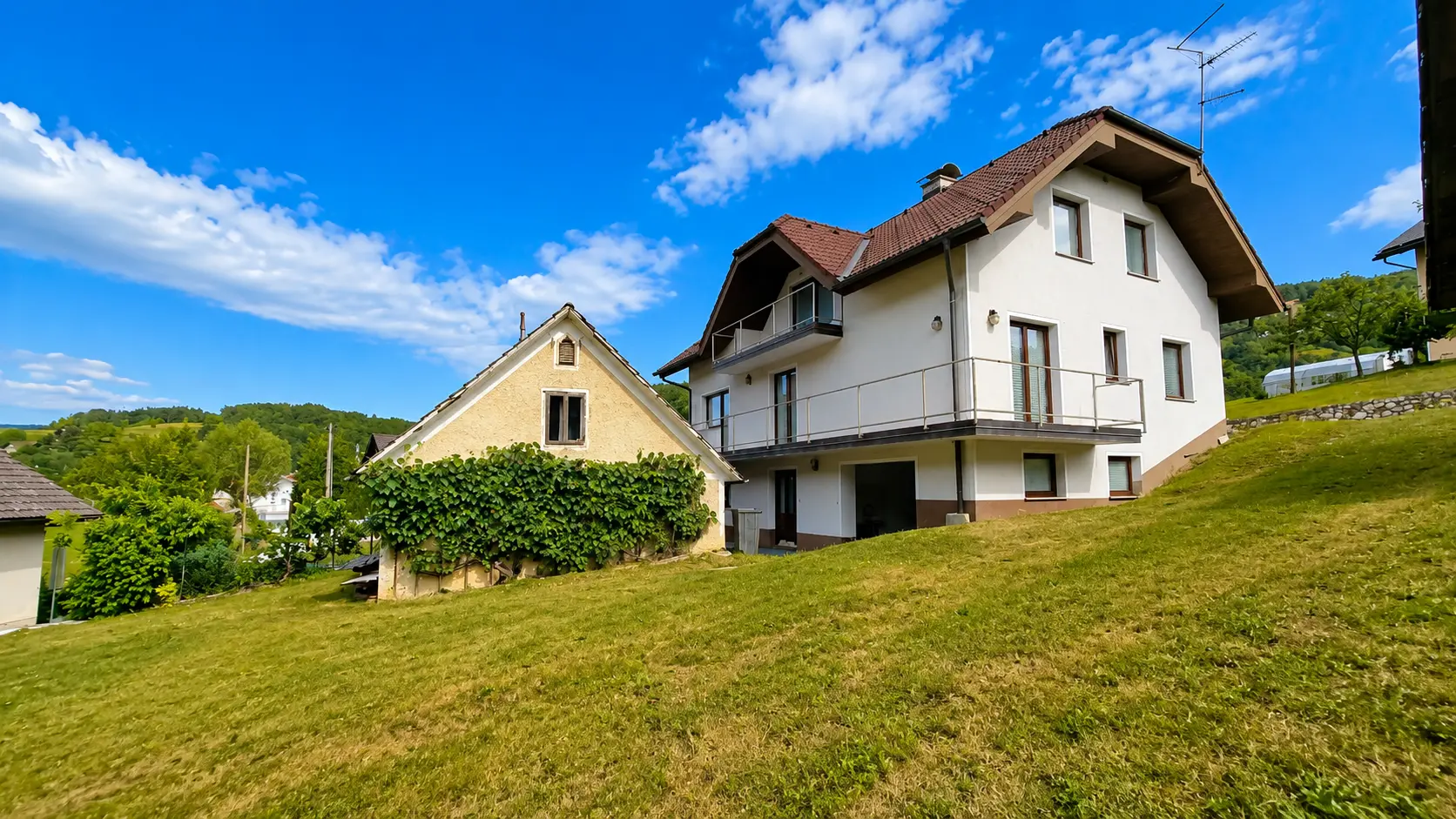 1-2 Ljubljana Area – Exceptional Country Estate with 5.5 Hectares