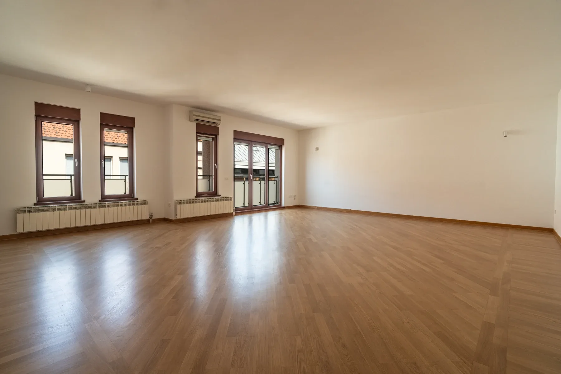 1-20 5-Bedroom Apartment, 193 m² – Koče Kapetana, Vračar, Belgrade