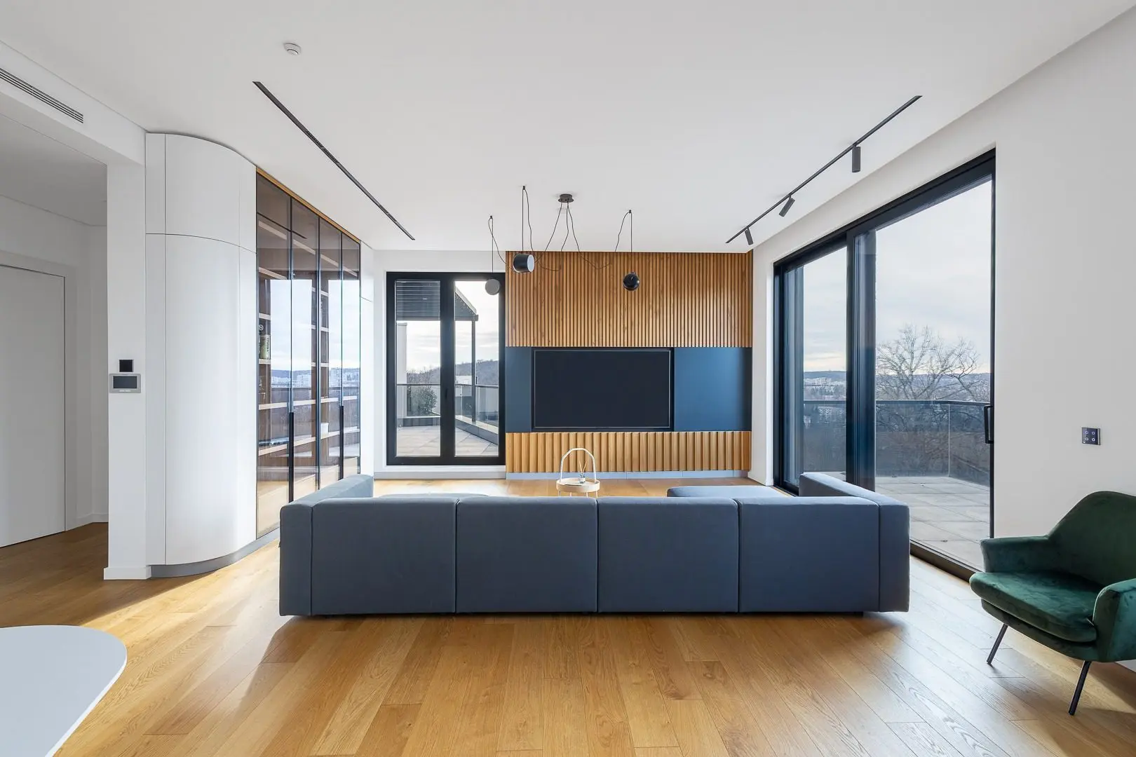 3-Bedroom Apartment, 184 m² – Green Hill, Savski venac, Belgrade