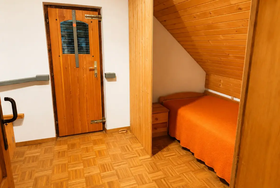 Bled area – Idyllic Detached Cottage in a Forest Clearing