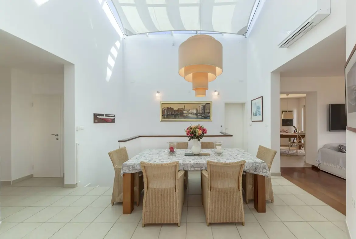 The Coast – Modern vila with spectacular views