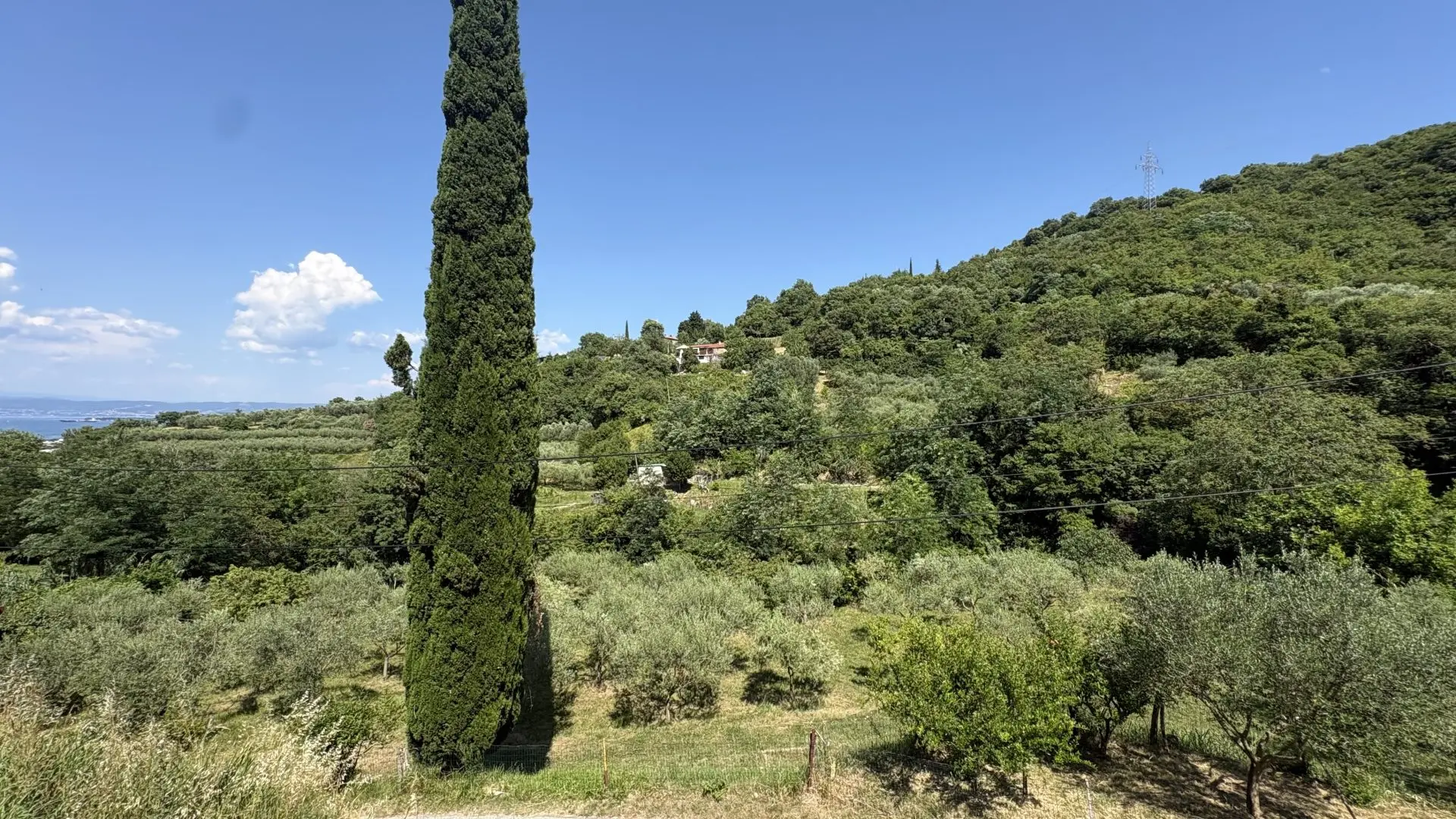 10-111 Coastal area – Charming Semi-Detached Homes with Sea Views in Izola