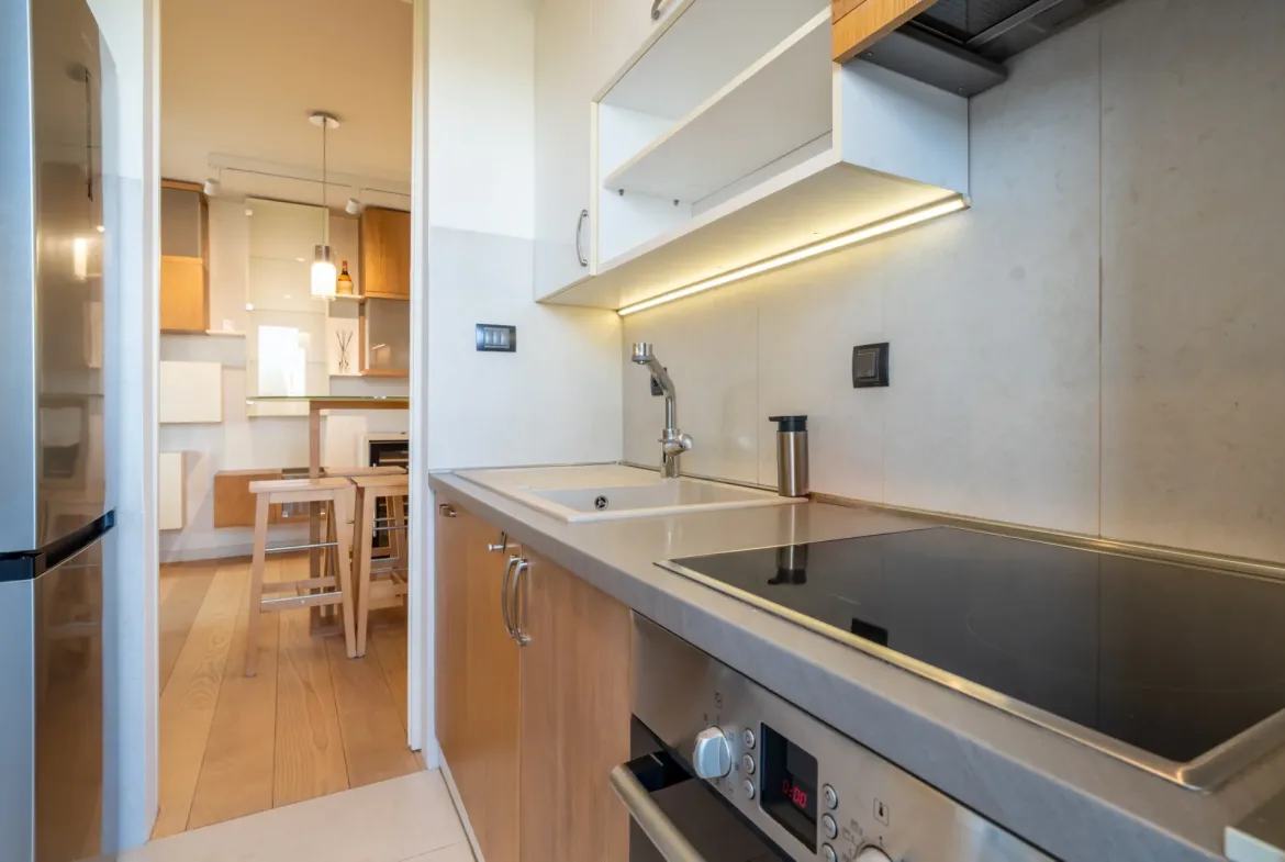 2-Bedroom Apartment, 105 m² – Bulevar Maršala Tolbuhina, Zemun, Belgrade